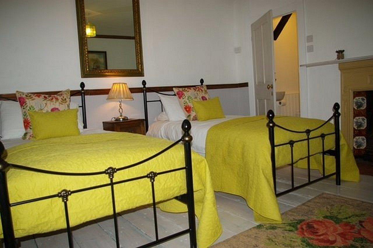 Chichester Inn ภายนอก รูปภาพ